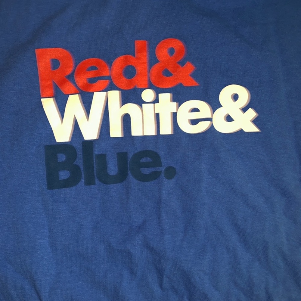 T-Shirt - Picture 3 of 4